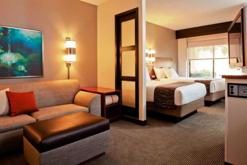 Hyatt Place Ontario/Rancho Cucamonga Экстерьер фото