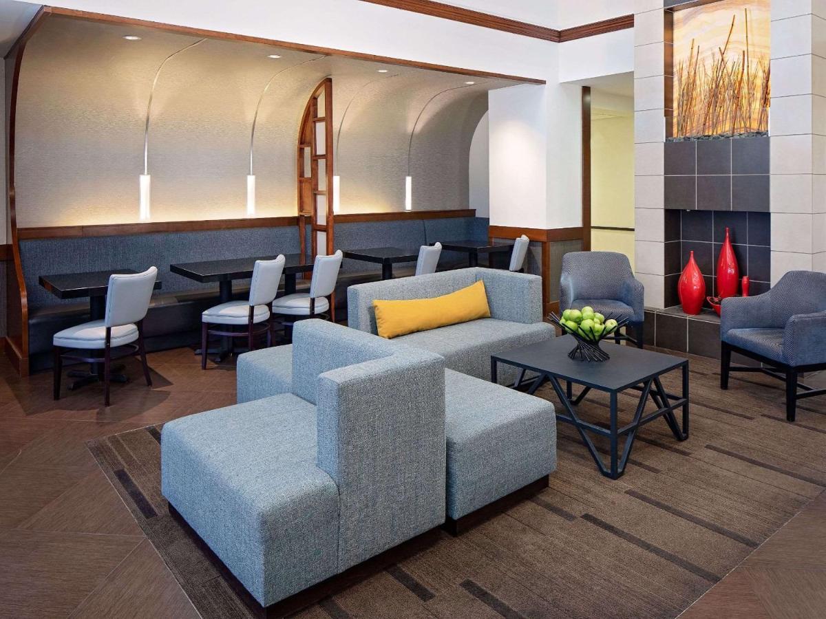 Hyatt Place Ontario/Rancho Cucamonga Экстерьер фото