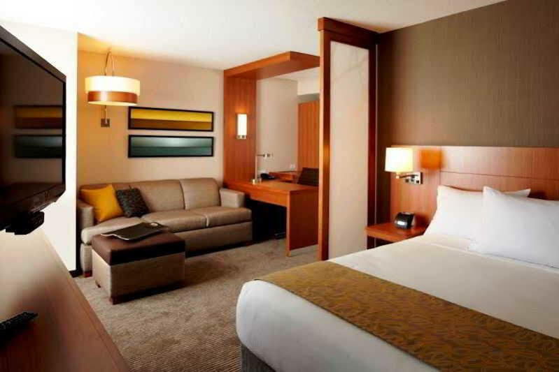 Hyatt Place Ontario/Rancho Cucamonga Экстерьер фото