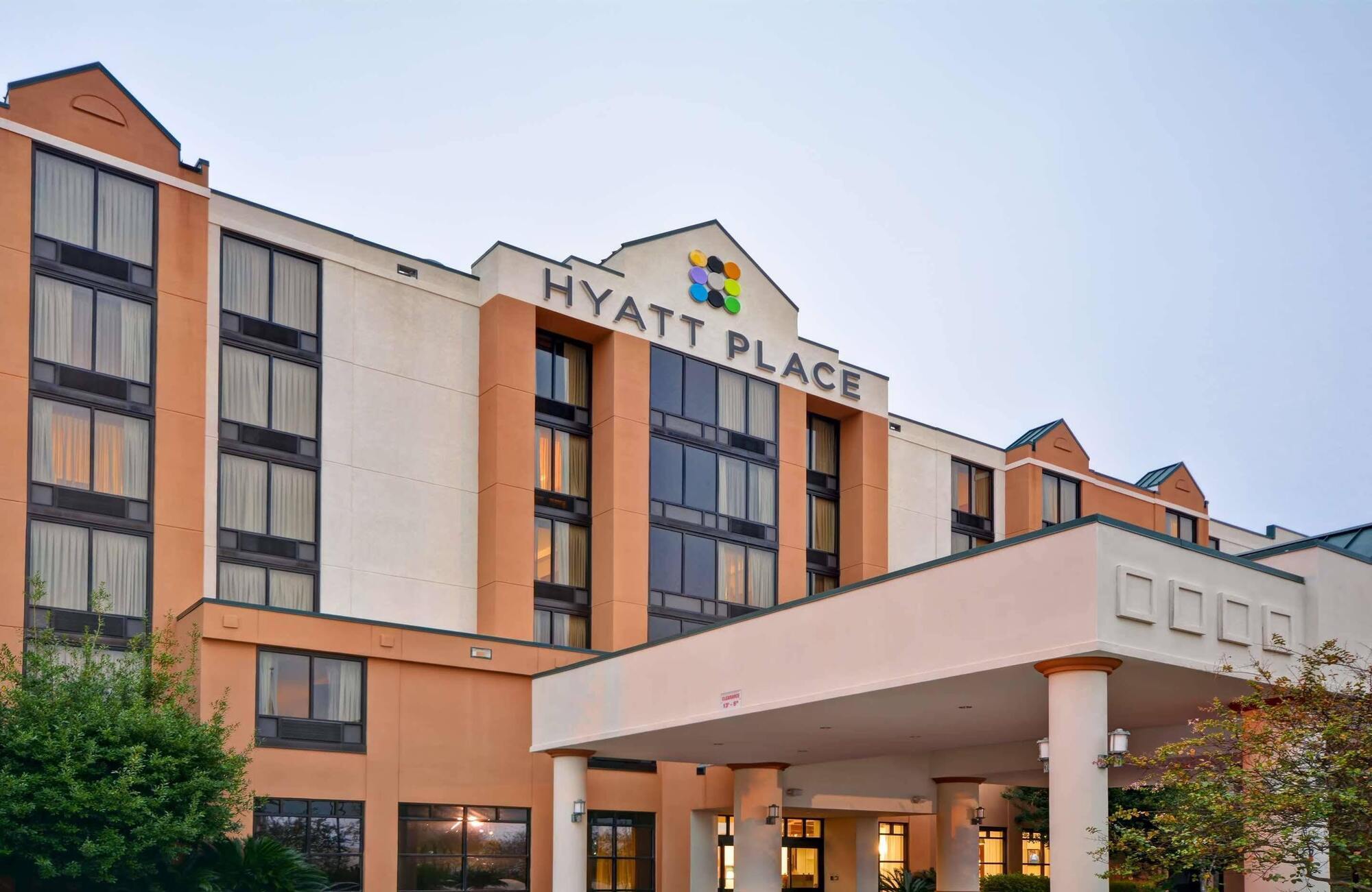 Hyatt Place Ontario/Rancho Cucamonga Экстерьер фото